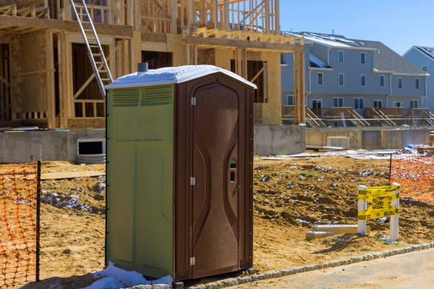 Best Porta potty rental near me  in Dalton, OH